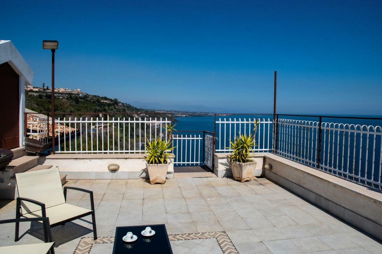 La Timpa Villa Acireale Exteriör bild